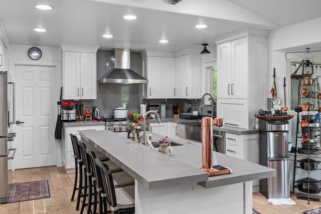 1366 W PALMER LN, South Jordan, UT 84095