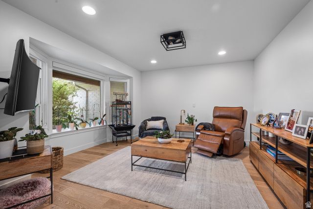 1366 W PALMER LN, South Jordan, UT 84095