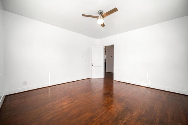 1202 Barkdull Street, Houston, TX 77006