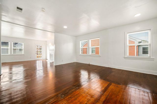 1202 Barkdull Street, Houston, TX 77006