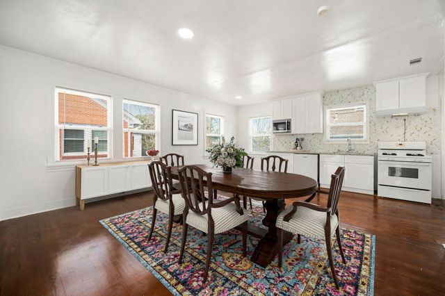1202 Barkdull Street, Houston, TX 77006
