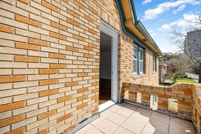 1202 Barkdull Street, Houston, TX 77006