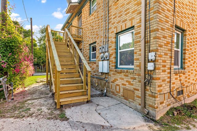 1202 Barkdull Street, Houston, TX 77006