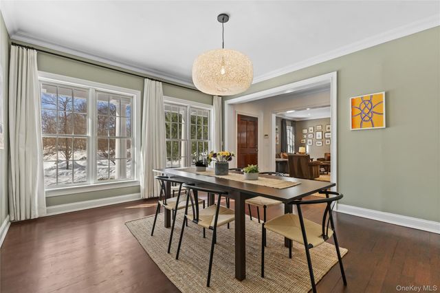 2 Red Oak Trail, Cortlandt Manor, NY 10567