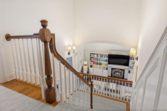 2 Red Oak Trail, Cortlandt Manor, NY 10567