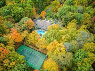 2 Red Oak Trail, Cortlandt Manor, NY 10567