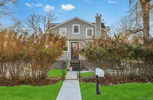 52 Manhasset Drive, Mastic Beach, NY 11951