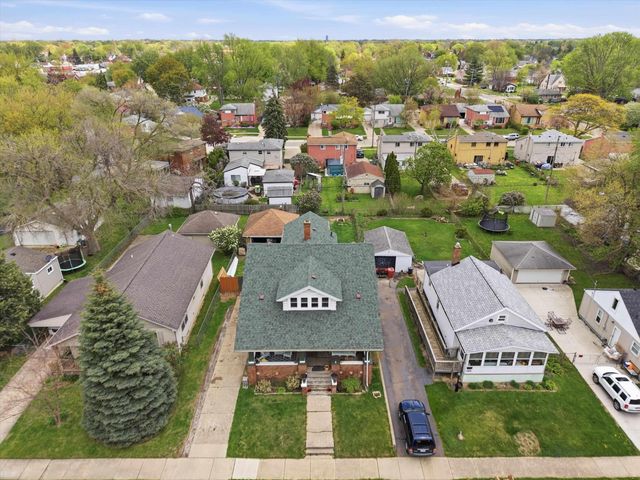 22454 Pleasant Avenue, Eastpointe, MI 48021