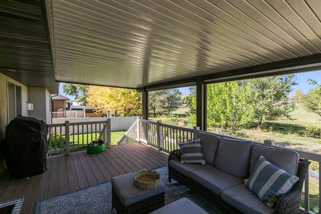 782 S 925 W, Lehi, UT 84043