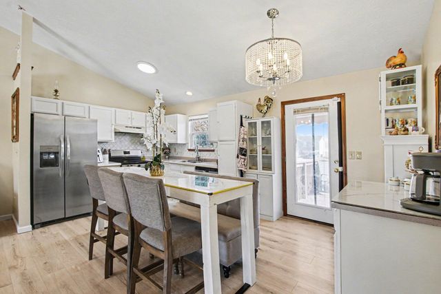 282 Fairway Drive, Dry Ridge, KY 41035