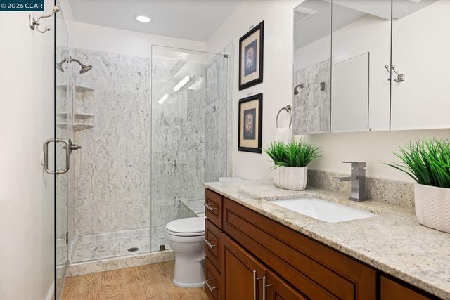 2095 Robb Rd, Walnut Creek, CA 94596