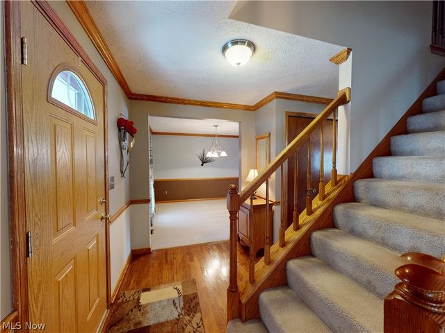 511 Picadilly Circle, Akron, OH 44319