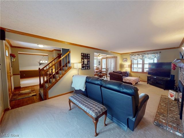 511 Picadilly Circle, Akron, OH 44319