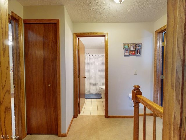 511 Picadilly Circle, Akron, OH 44319