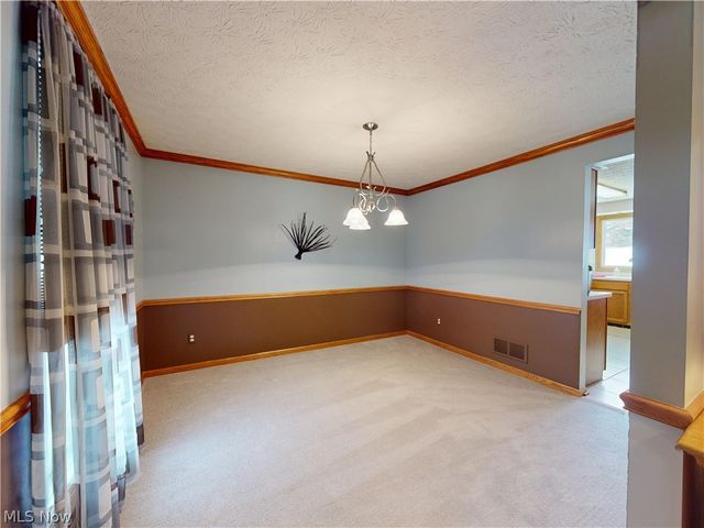 511 Picadilly Circle, Akron, OH 44319