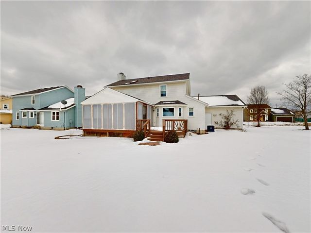 511 Picadilly Circle, Akron, OH 44319