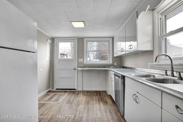 305 W Shepherd Street, Charlotte, MI 48813