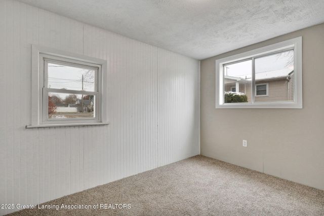 305 W Shepherd Street, Charlotte, MI 48813