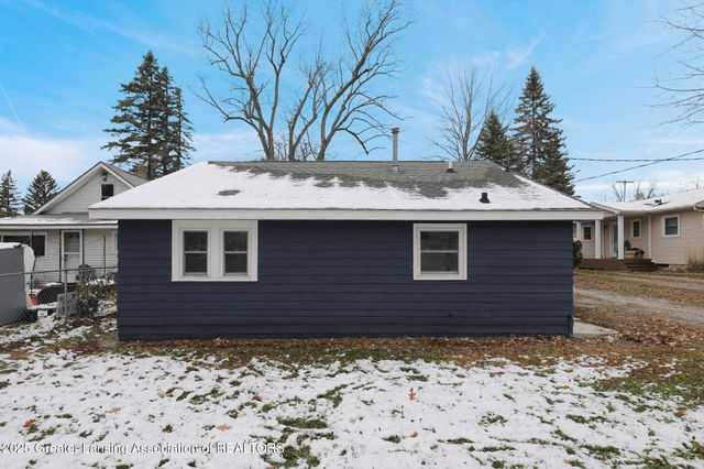 305 W Shepherd Street, Charlotte, MI 48813