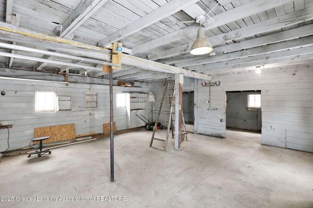 305 W Shepherd Street, Charlotte, MI 48813