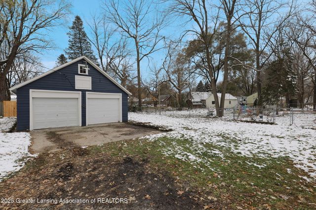 305 W Shepherd Street, Charlotte, MI 48813