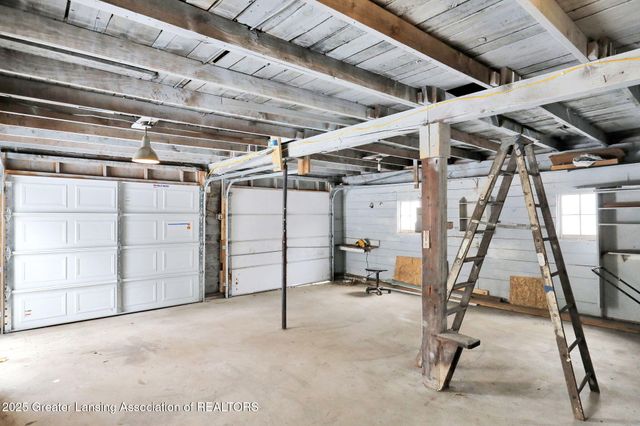 305 W Shepherd Street, Charlotte, MI 48813