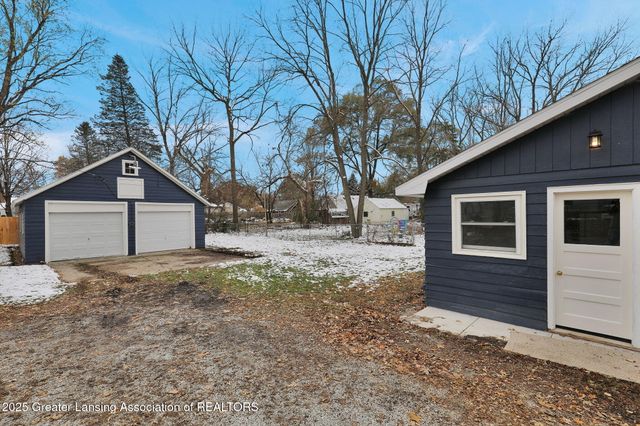 305 W Shepherd Street, Charlotte, MI 48813