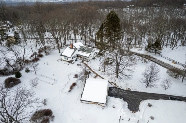 15 Maines Ln, Blairstown Twp., NJ 07825