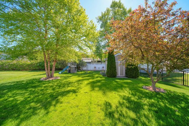 900 Prairie Lane, Milan, MI 48160