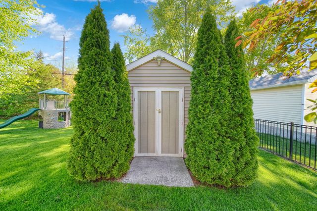 900 Prairie Lane, Milan, MI 48160
