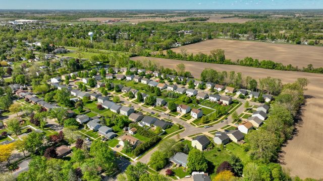 900 Prairie Lane, Milan, MI 48160