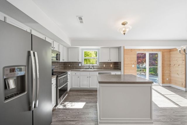 900 Prairie Lane, Milan, MI 48160