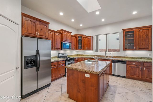 2460 N Cavalry Trail, Tucson, AZ 85749