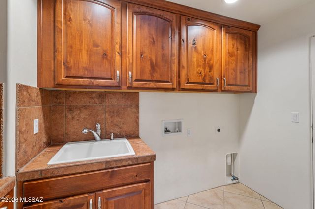 2460 N Cavalry Trail, Tucson, AZ 85749