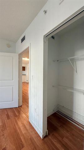 601 NE 23rd St 902, Miami, FL 33137