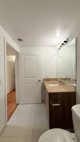 601 NE 23rd St 902, Miami, FL 33137