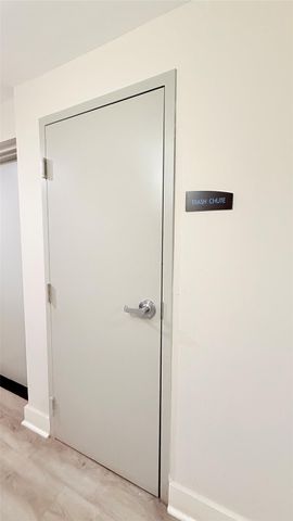 601 NE 23rd St 902, Miami, FL 33137