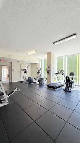 601 NE 23rd St 902, Miami, FL 33137