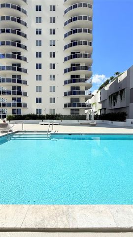 601 NE 23rd St 902, Miami, FL 33137