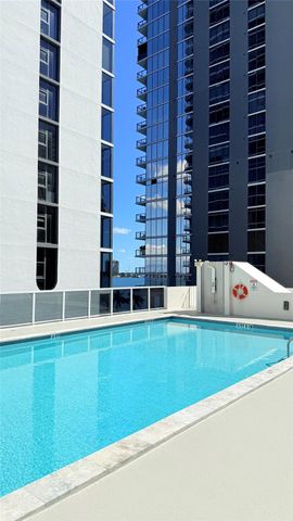 601 NE 23rd St 902, Miami, FL 33137