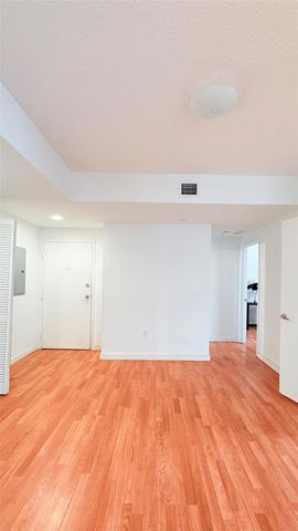 601 NE 23rd St 902, Miami, FL 33137