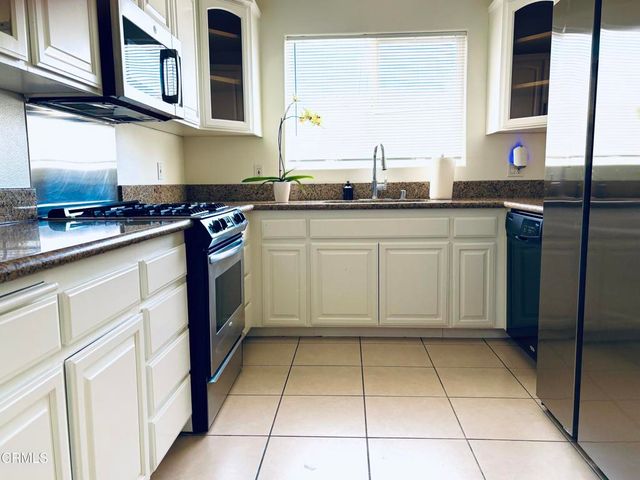 216 S Madison Avenue 105, Pasadena, CA 91101
