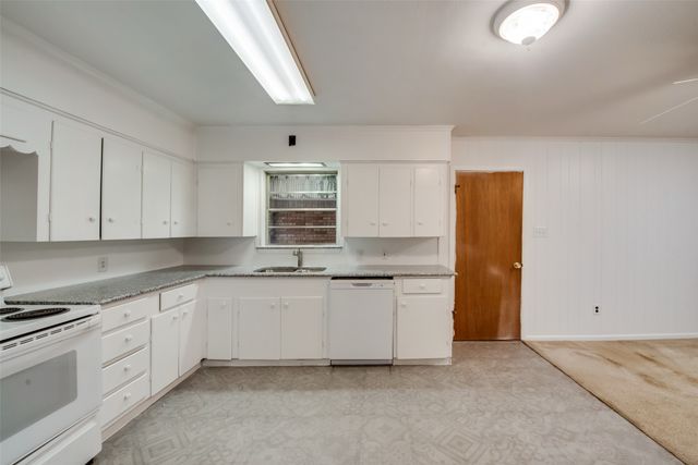 1002 Majors Drive, Mesquite, TX 75149