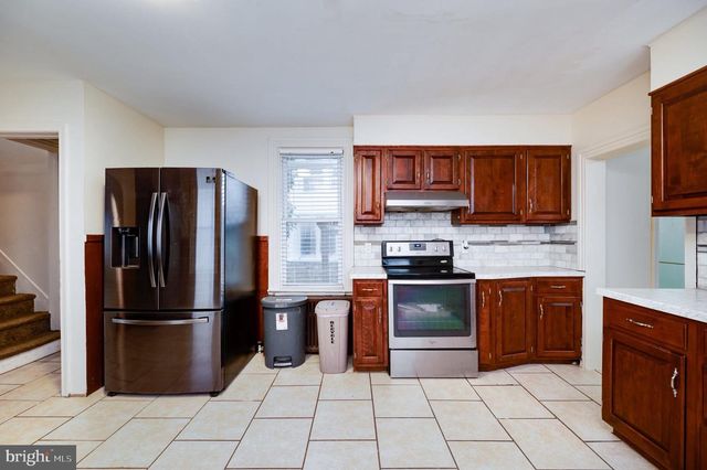 3019 KUTZTOWN RD, Reading, PA 19605