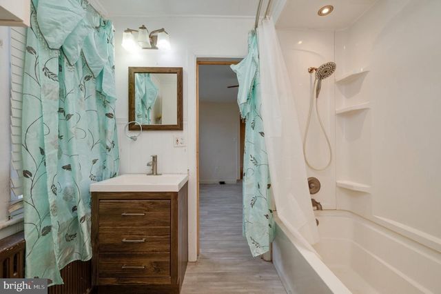 3019 KUTZTOWN RD, Reading, PA 19605