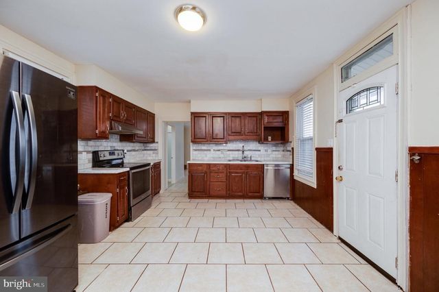 3019 KUTZTOWN RD, Reading, PA 19605