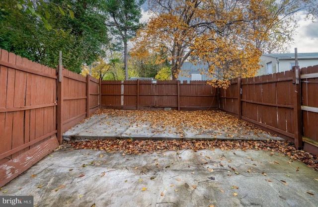 3019 KUTZTOWN RD, Reading, PA 19605
