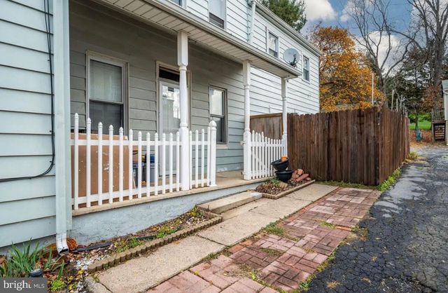 3019 KUTZTOWN RD, Reading, PA 19605