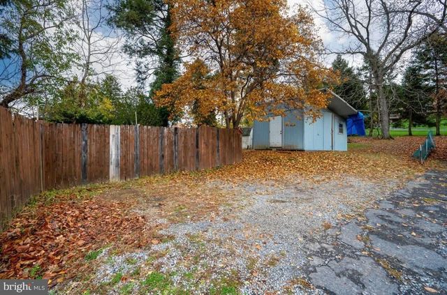 3019 KUTZTOWN RD, Reading, PA 19605