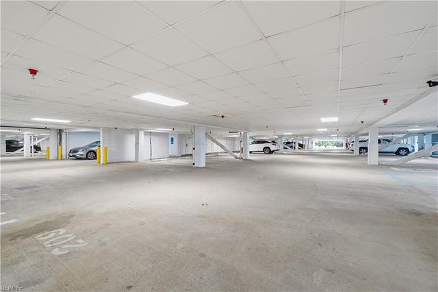 204 Sandbridge Rd Unit 217, Virginia Beach, VA 23456